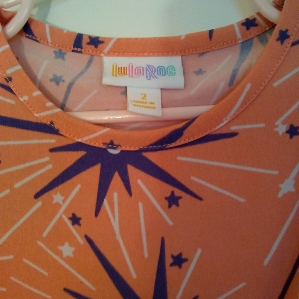 Lularoe mae - Picture 2 of 2